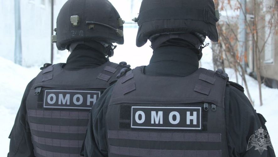 При содействии архангельского ОМОН из незаконного оборота изъята крупная партия оружия и боеприпасов 