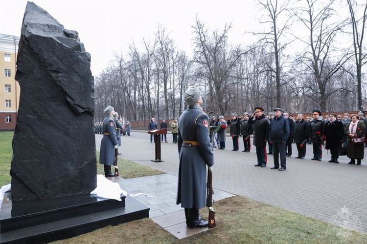 В Росгвардии состоялась торжественная церемония открытия бюста первому командиру отдельного корпуса внутренней стражи генералу от инфантерии Е.Ф. Комаровскому