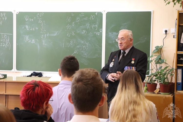 В Архангельской области ветераны войск национальной гвардии продолжают акцию «Знамя Победы»