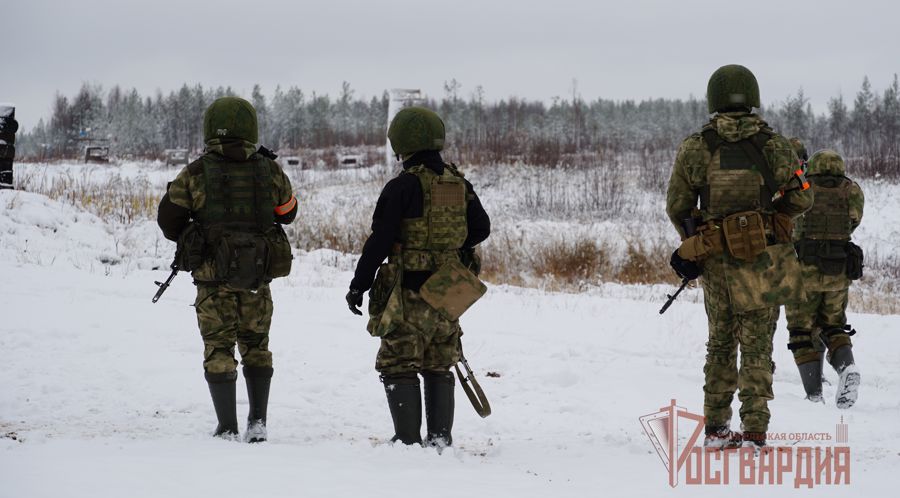 Военнослужащие архангельского отряда Росгвардии «Ратник» завершили обучение в полевых условиях