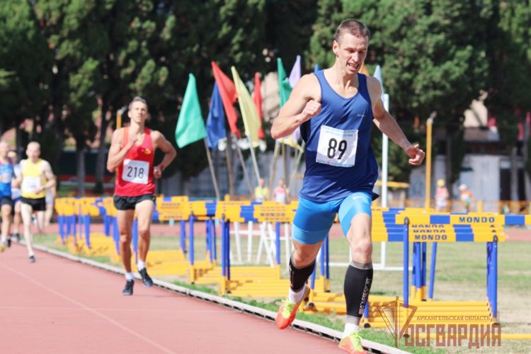 Росгвардеец из Архангельска одержал две победы на чемпионате России по лёгкой атлетике среди ветеранов