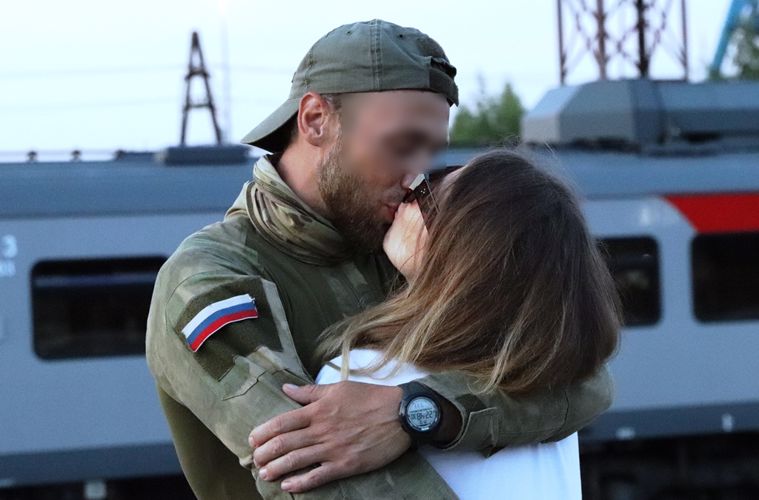 Сотрудников Росгвардии, принимавших участие в специальной военной операции на Украине, встретили в Архангельске