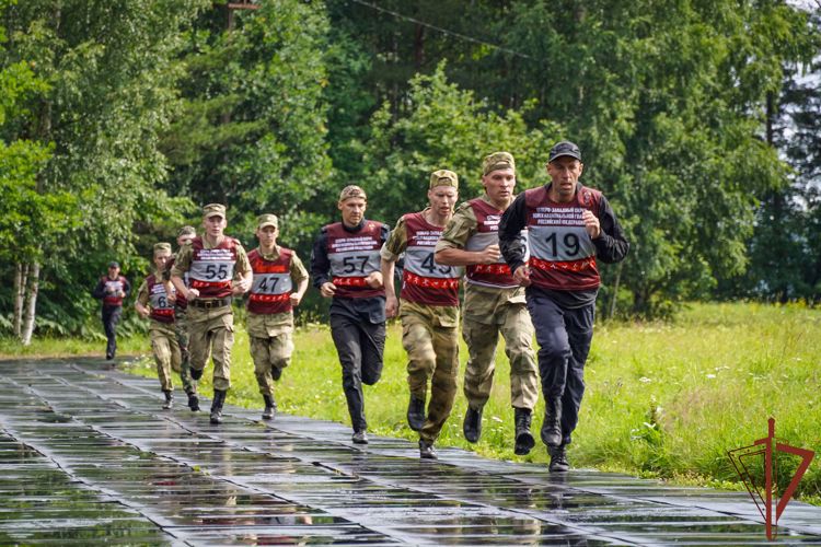 Росгвардейцы Архангельской области стали победителями чемпионата округа по военно-прикладному спорту