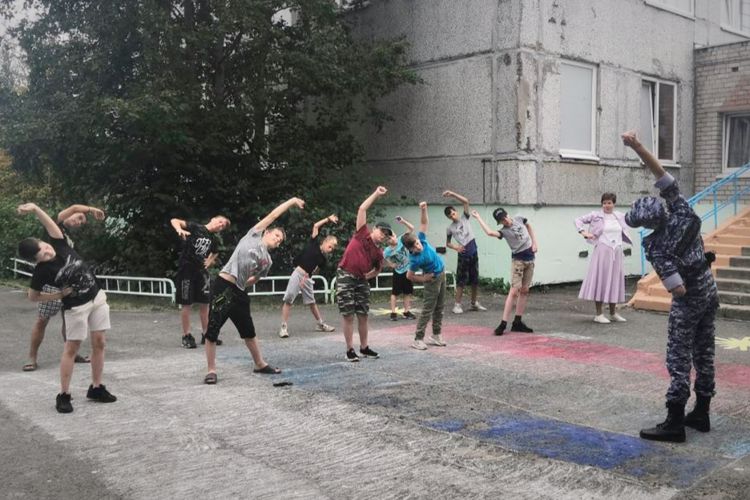 В Архангельске сотрудники вневедомственной охраны провели акцию «Каникулы с Росгвардией» 
