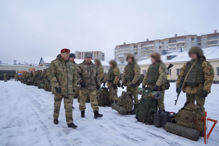 Командующий СЗО Росгвардии проверил боеготовность подразделений, дислоцированных в Архангельской области