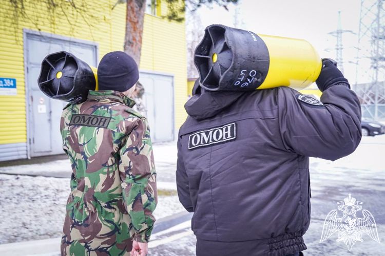 Сотрудники из Архангельской области приняли участие в сборах с водолазами Северо-Западного округа Росгвардии
