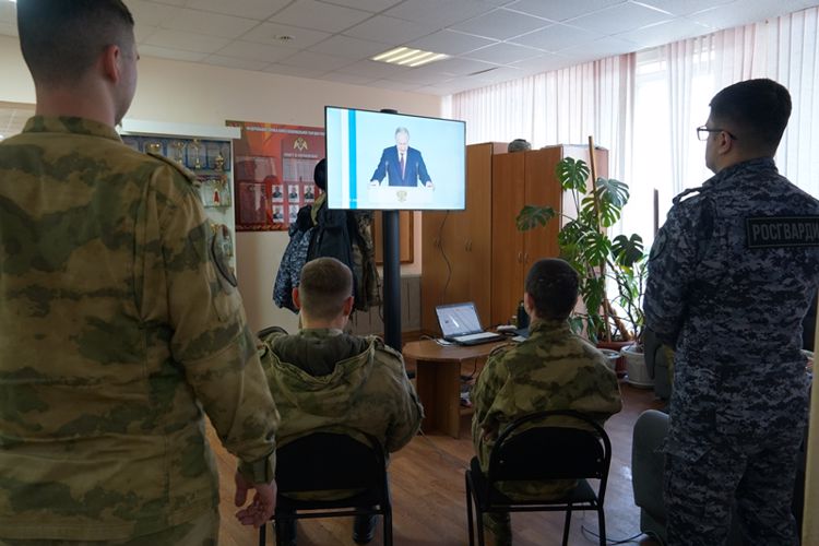 Личный состав Управления Росгвардии по Архангельской области смог посмотреть ежегодное послание Президента России
