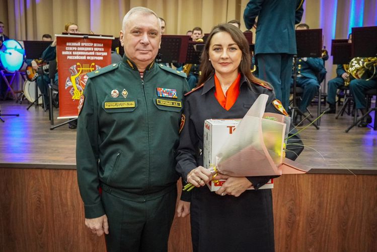 В Санкт-Петербурге отметили 54-ю годовщину образования подразделений лицензионно-разрешительной работы и государственного контроля Росгвардии