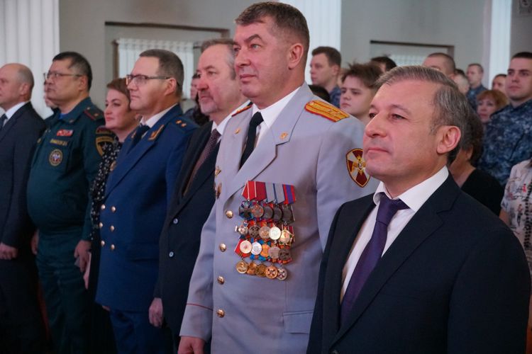 В Архангельске состоялось торжественное собрание, посвященное Дню войск национальной гвардии Российской Федерации
