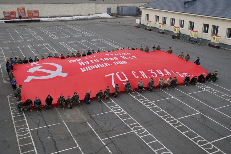 В архангельском отряде «Ратник» Росгвардии прошла патриотическая акция, посвященная Дню Победы в Великой Отечественной войне