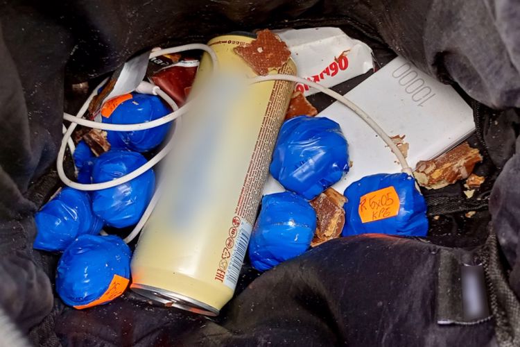 В Архангельске при участии ОМОН «Скорпион» Росгвардии пресечен канал распространения наркотиков