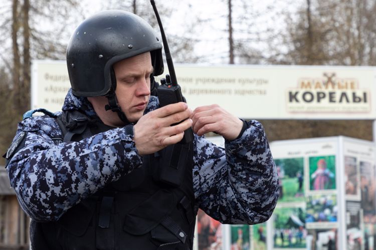Сотрудники вневедомственной охраны Росгвардии проверили музеи Архангельской области на предмет обеспечения безопасности