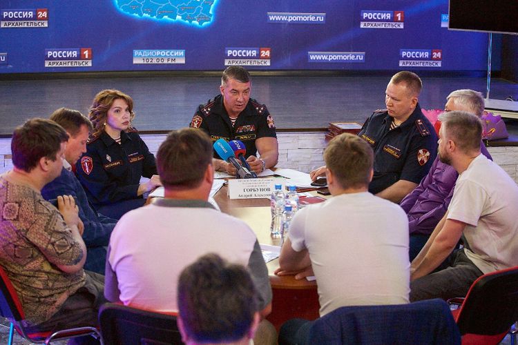 Начальник управления Росгвардии ответил на вопросы представителей СМИ Архангельской области