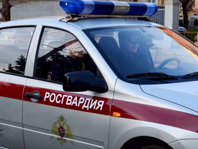 Сотрудники Росгвардии помогли попавшему в трудную ситуацию ребёнку в Архангельске