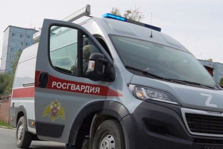 Сотрудники Росгвардии приняли участие в антитеррористическом учении на объекте образования в Архангельске