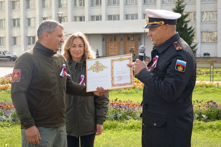 Росгвардейцы Поморья стали участниками патриотических акций, посвящённых Дню Государственного флага России