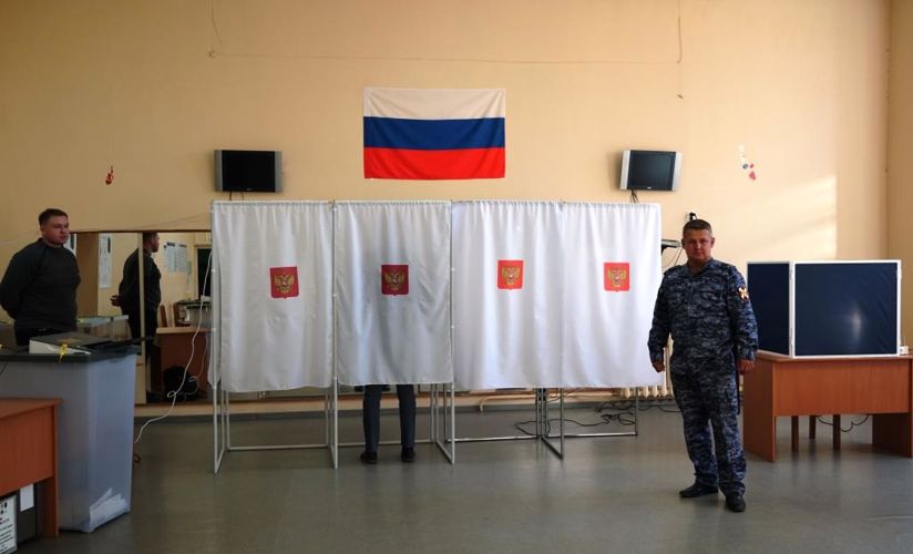 Сотрудники и военнослужащие Росгвардии приняли участие в обеспечении правопорядка на избирательных участках Архангельской области