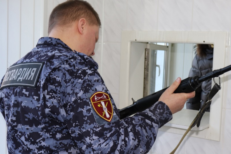 Сотрудники Росгвардии Поморья изъяли 21 ружьё и 177 раз выезжали по сигналам тревоги