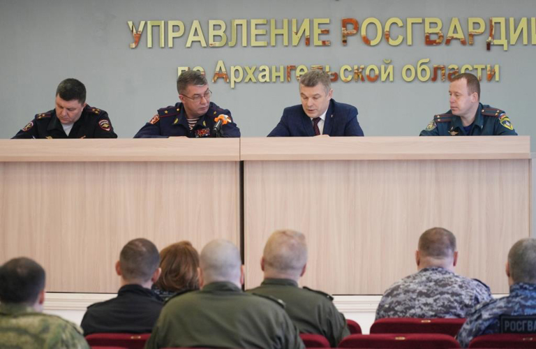 В Управлении Росгвардии обсудили вопросы обеспечения безопасности избирательной кампании в Поморье