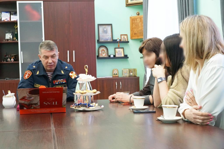 Руководитель архангельской Росгвардии встретился с жёнами бойцов спецподразделений