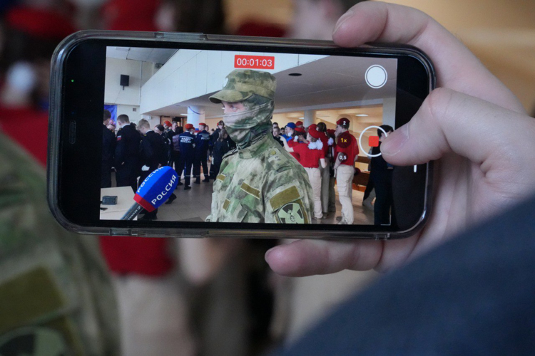 Военнослужащий Росгвардии – участник СВО стал почётным гостем на церемонии закрытия военно-патриотической игры в Архангельске