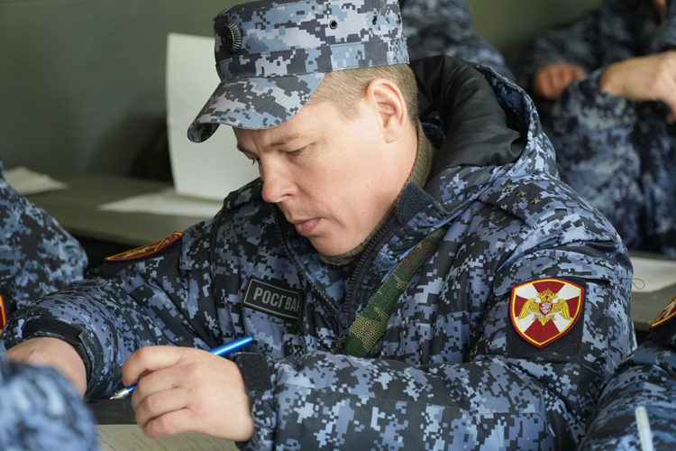 В подразделениях Росгвардии Архангельской области завершилась проверка за зимний период обучения