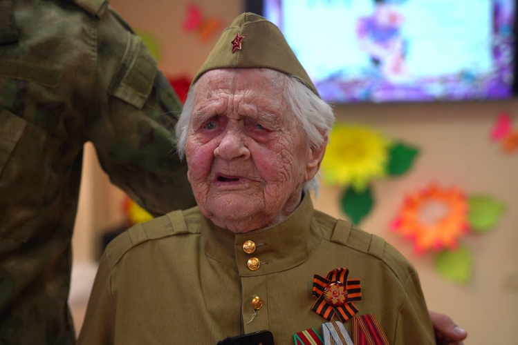 Видео с пожеланиями победы в СВО от 101-летней участницы Великой Отечественной войны из Архангельска