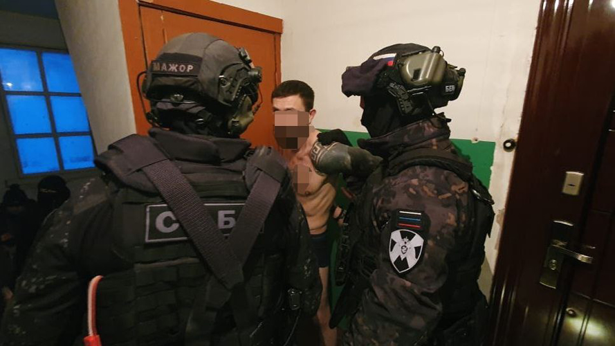 СОБР Росгвардии задержал в Котласе подозреваемого в тяжком преступлении