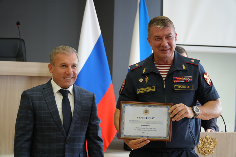 Правительство Архангельской области передало Управлению Росгвардии очередную партию спецтехники и снаряжения