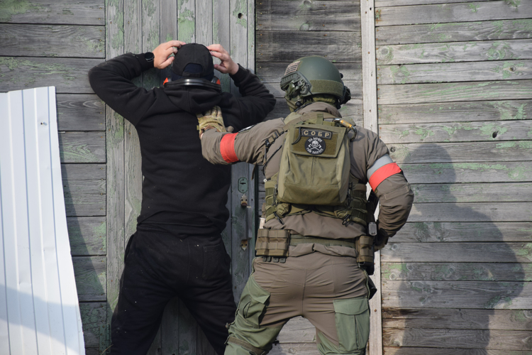 При участии СОБР «Архангел» Росгвардии проведено плановое антитеррористическое учение в г. Нарьян-Маре  