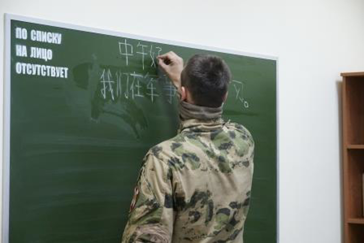Курсанты Новосибирского военного института Росгвардии проходят стажировку в Архангельске