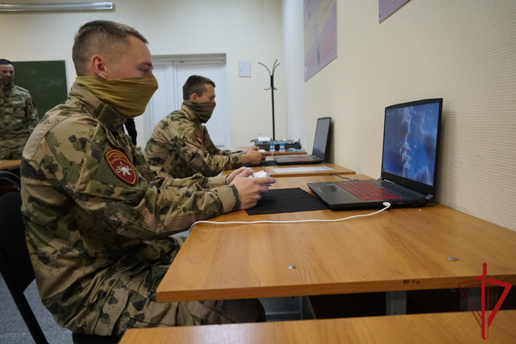 Курсанты Новосибирского военного института Росгвардии проходят стажировку в Архангельске