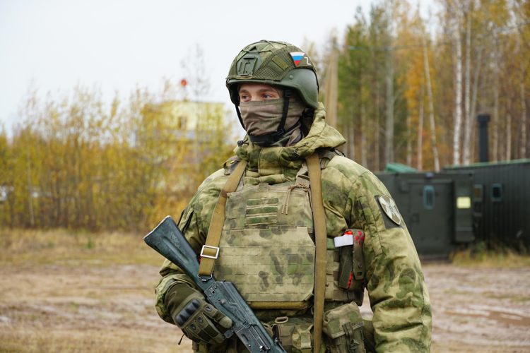 Курсанты Новосибирского военного института Росгвардии проходят стажировку в Архангельске