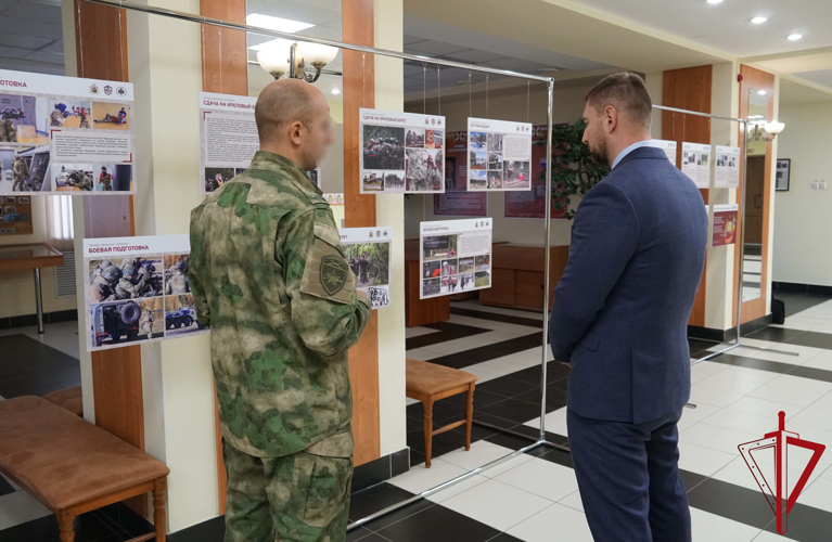 Председатель Совета регионального отделения Российского военно-исторического общества поблагодарил военнослужащих архангельского отряда спецназначения «Ратник»