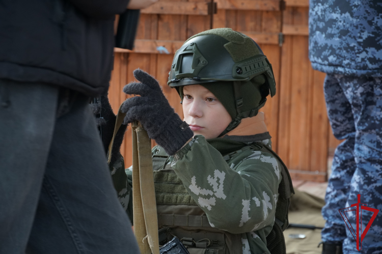 В Архангельске прошли соревнования для школьников на призы начальника областного управления Росгвардии  