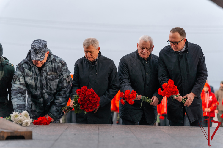 Представители Росгвардии почтили память погибших воинов