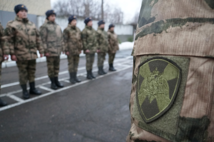 Призывники из Поморья отправились служить в Центр подготовки личного состава Росгвардии