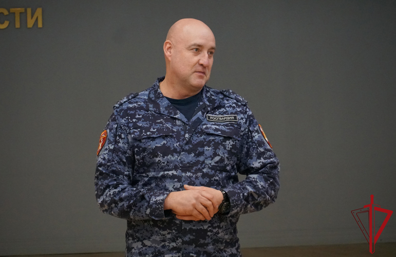 Женщин Управления Росгвардии по Архангельской области поздравили с наступающим праздником