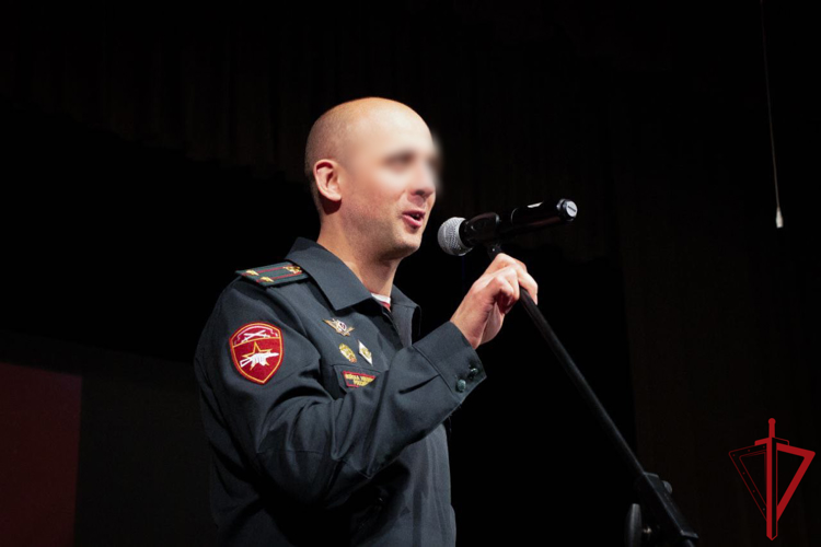 В Поморье росгвардейцы поздравили ветеранов ведомства с днем войск правопорядка