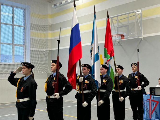 В Коряжме представители Росгвардии приняли присягу у кадет подшефного класса