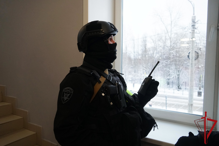 В Поморье сотрудники спецподразделений Росгвардии приняли участие в тренировке по антитеррористической защищенности