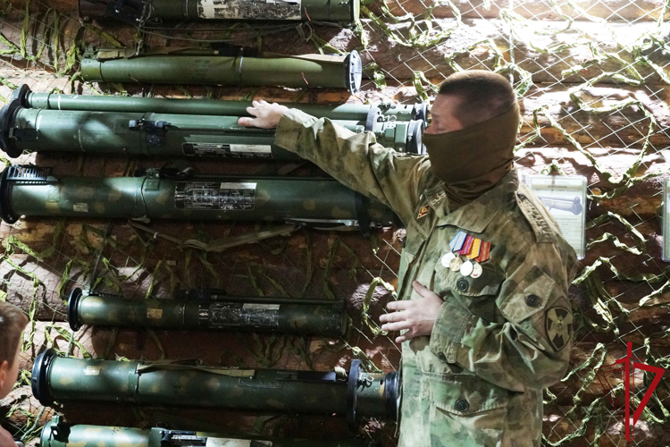При участии военнослужащих архангельской Росгвардии открыли музейную экспозицию об СВО
