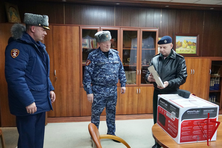 Генерал-лейтенант Сергей Бураков проверил архангельские подразделения Росгвардии