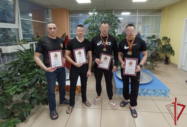 В Архангельске состоялись соревнования среди областных подразделений Росгвардии по зимним видам спорта