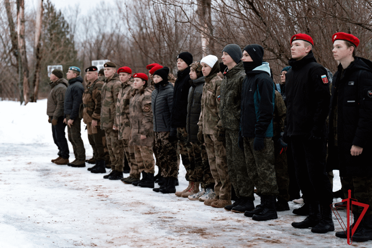 Военнослужащие Росгвардии вошли в состав судейской коллегии отборочного этапа игры для архангельских школьников