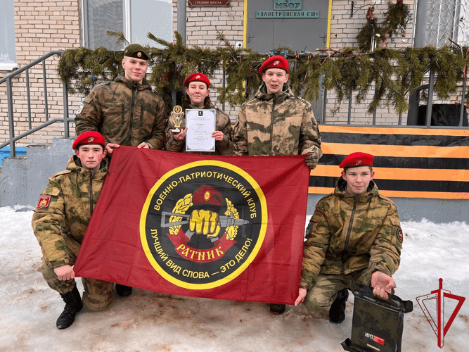Военнослужащие Росгвардии вошли в состав судейской коллегии отборочного этапа игры для архангельских школьников