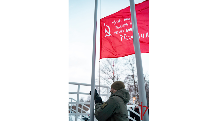Офицер Росгвардии принял участие в митинге, посвященном старту мероприятий Года защитника Отечества в Архангельске