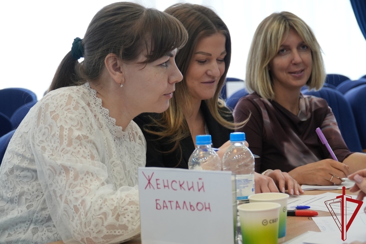 Росгвардия Поморья провела семейный квиз, посвященный 80-летию Великой Победы