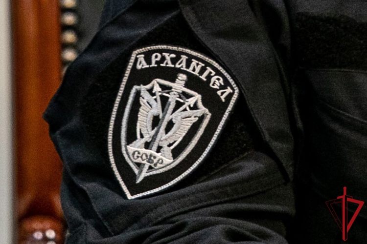 СОБР Росгвардии задержал подозреваемого в покушении на незаконный сбыт наркотических средств в Архангельске