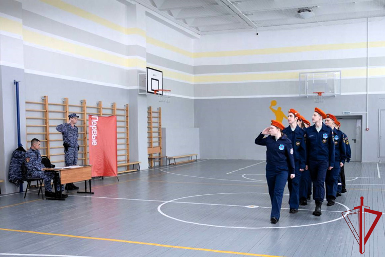 В Коряжме сотрудники Росгвардии вошли в состав жюри военно-патриотической игры